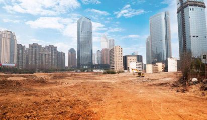 2021年,樓市調(diào)控&ldquo;懵圈&rdquo;了,&ldquo;集中土拍&ldquo;熱度不降反升,信號明顯